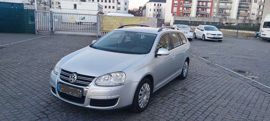 VW Golf 155.000 km 4.500 &euro; Düsseldorf 40476