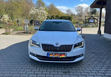 Skoda Superb 176.565 km 14.500 &euro; Mönchengladbach 41236