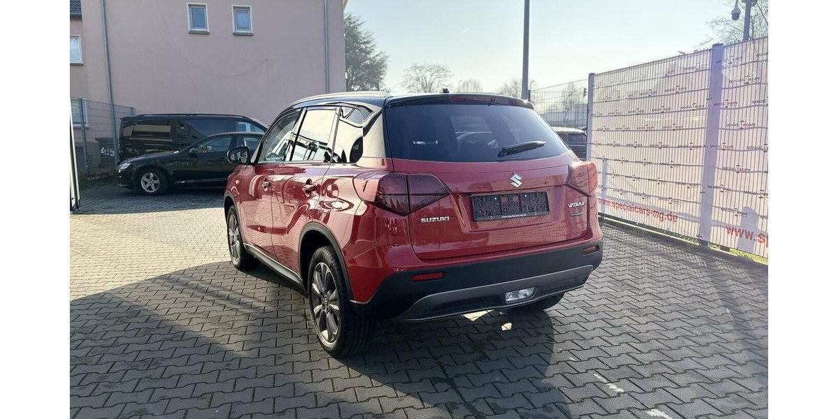 Suzuki Vitara 1.4 Hybrid 4x2 / Automatik / Kamera 35.000 km 21.490 &euro; Mönchengladbach 41066