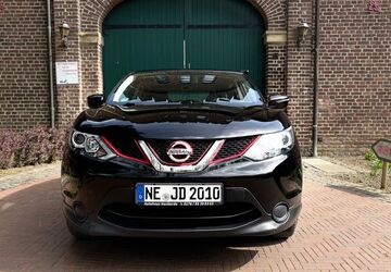 Nissan Qashqai 123.000 km 8.599 &euro; Neuss 41469