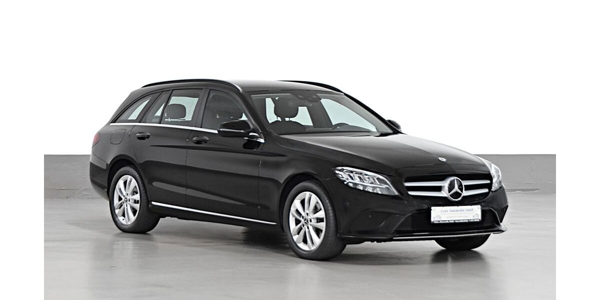 Mercedes-Benz C 200 141.256 km 18.990 &euro; Düsseldorf 40597