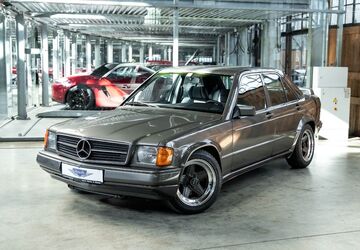 Mercedes-Benz 190 75.657 km 179.890 &euro; Düsseldorf 40591