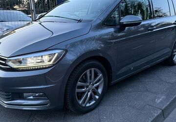 VW Touran 136.000 km 19.900 &euro; Mönchengladbach - Odenkirchen 41199
