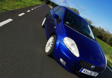 Fiat Grande Punto 170.000 km 900 &euro; Brüggen 41379