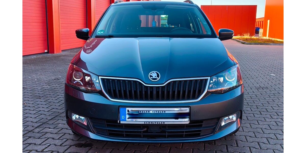 Skoda Fabia 139.700 km 9.300 &euro; Kamp-Lintfort 47475