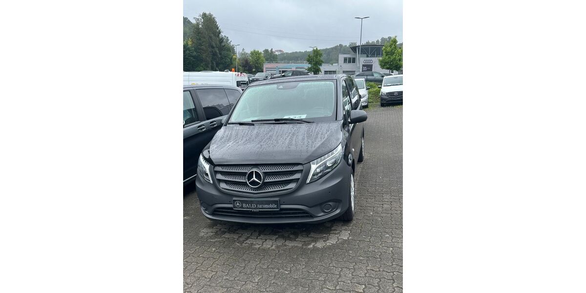Mercedes-Benz Vito 43.446 km 44.900 &euro; Düsseldorf 40472