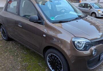 Renault Twingo 124.800 km 4.950 &euro; Mülheim-Ruhr 45473