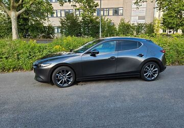 Mazda 3 98.860 km 19.490 &euro; Ratingen 40878