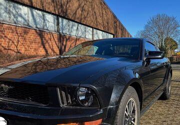 Ford Mustang 77.000 km 13.000 &euro; Düsseldorf 40210