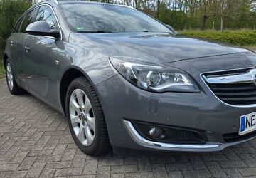 Opel Insignia 69.500 km 12.850 &euro; Neuss 41469