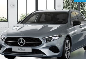 Mercedes-Benz A 180 9.900 km 36.490 &euro; Düsseldorf 40470