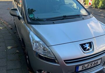 Peugeot 5008 76.900 km 5.000 &euro; Meerbusch 40667