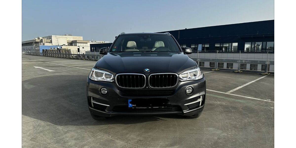 BMW X5 195.000 km 24.850 &euro; Krefeld 47805