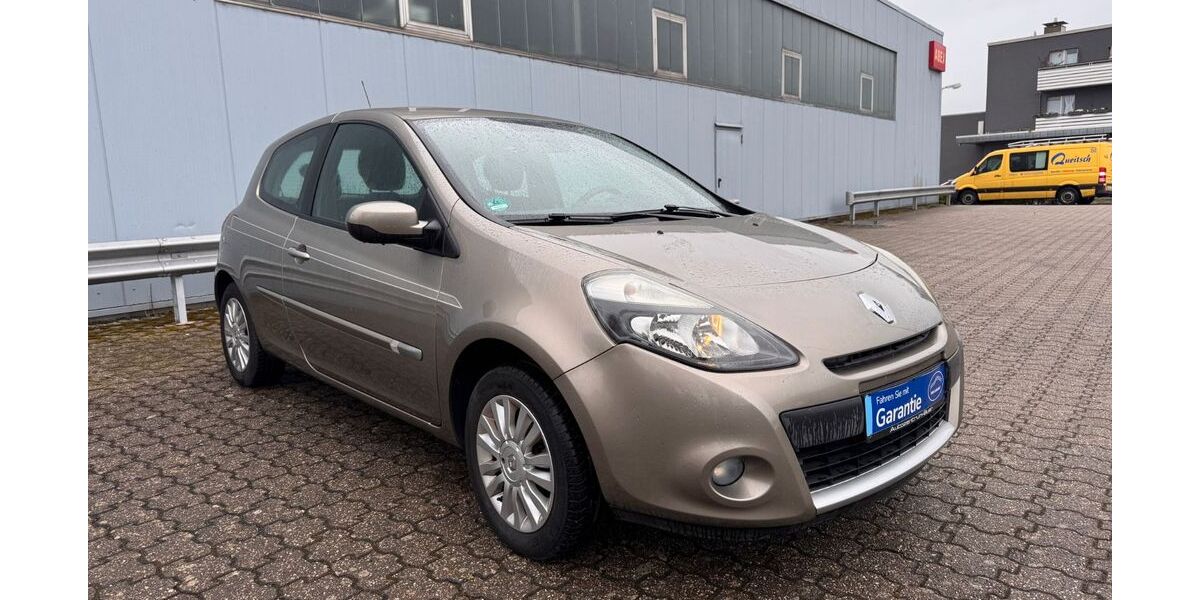Renault Clio 18.000 km 6.790 &euro; Moers 47441