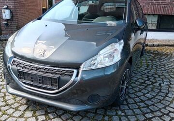 Peugeot 208 124.000 km 5.499 &euro; Mönchengladbach 41236