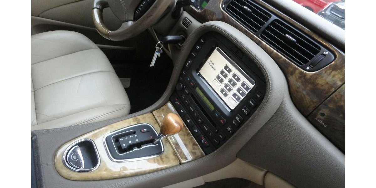 Jaguar S-Type 3.0 V6 Executive Autom Leder Navi Xenon 114.000 km 9.990 &euro; Neuss 41462