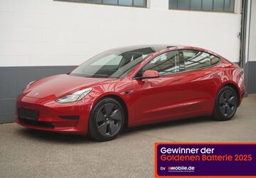 Tesla Model 3 105.628 km 21.550 &euro; Mönchengladbach 41236