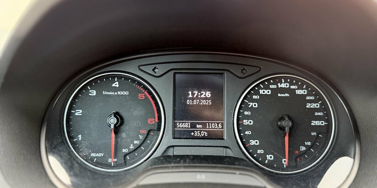 Audi Q2 35 TDI Sport / S Line / KeylessGO / AHK 55.000 km 24.680 &euro; Mönchengladbach 41066