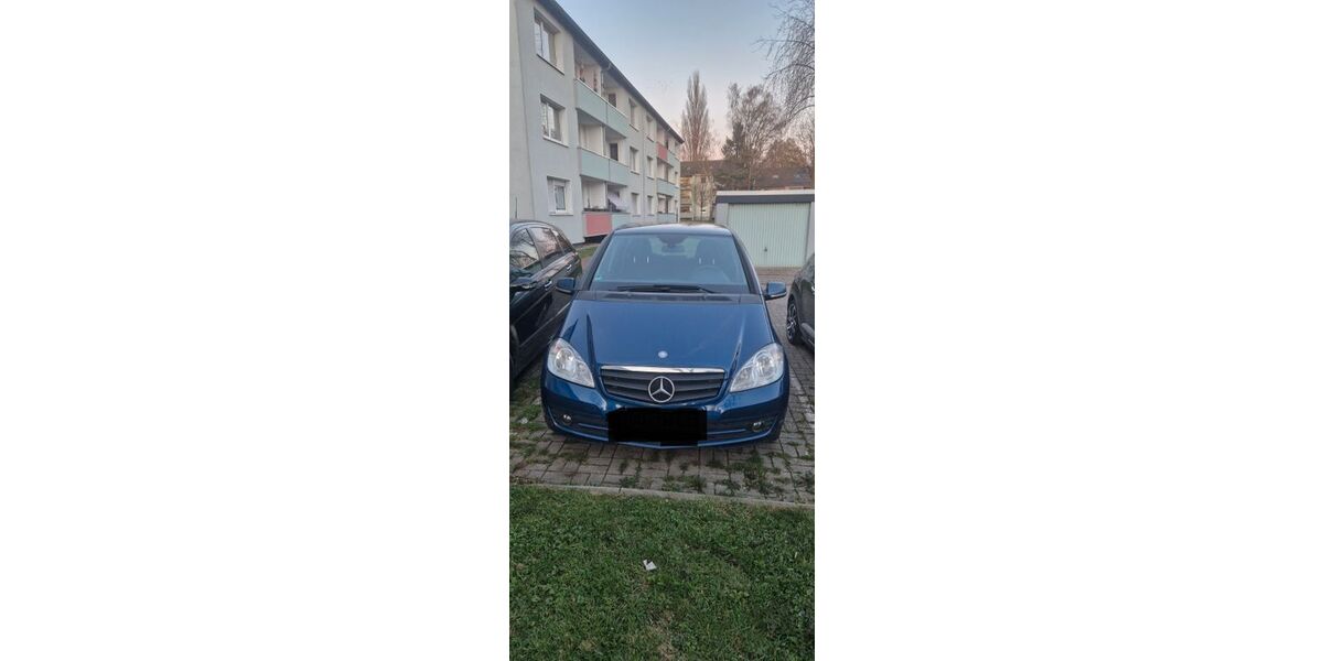 Mercedes-Benz A 180 246.500 km 1.300 &euro; Duisburg 47179