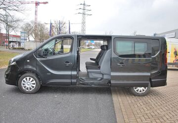 Opel Vivaro 174.456 km 10.790 &euro; Düsseldorf - Bezirk 8 40231