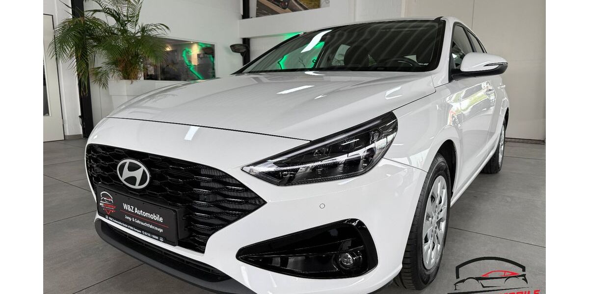 Hyundai i30 5.450 km 18.890 &euro; Kempen 47906