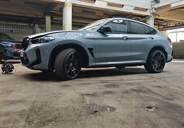 BMW X4 M 6.630 km 78.500 &euro; Düsseldorf 40597