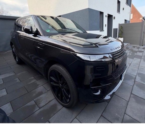 Land Rover Range Rover 30.729 km 135.000 &euro; Neukirchen-Vluyn 47506