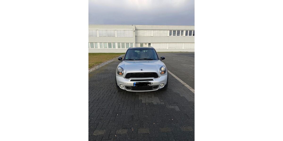 Mini Countryman S (Cooper) 179.000 km 9.500 &euro; Mönchengladbach 41065
