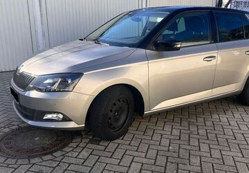 Skoda Fabia 85.000 km 10.249 &euro; Erkrath 40699