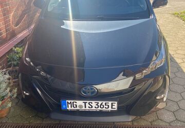 Toyota Prius 67.000 km 18.900 &euro; Mönchengladbach 41065