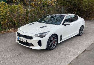 Kia Stinger 25.240 km 27.999 &euro; Mülheim an der Ruhr 45479