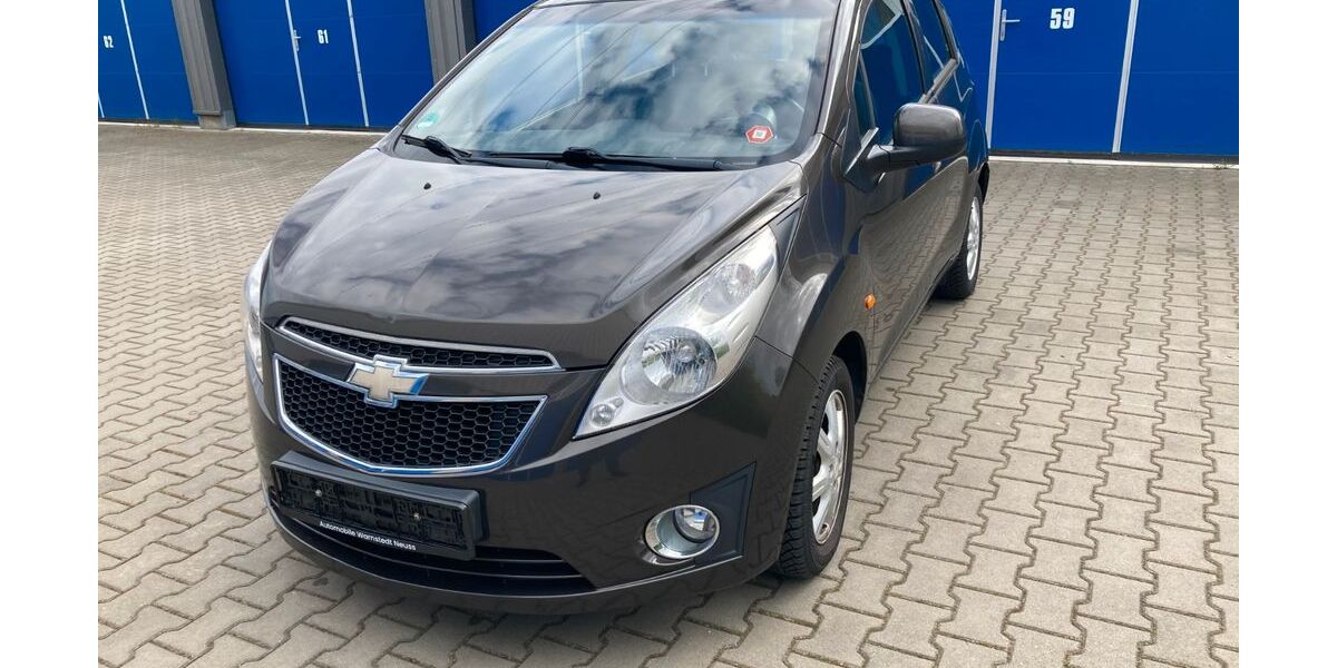 Chevrolet Spark 147.960 km 3.900 &euro; Neuss 41462