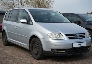 VW Touran 216.424 km 1.999 &euro; Mönchengladbach 41199