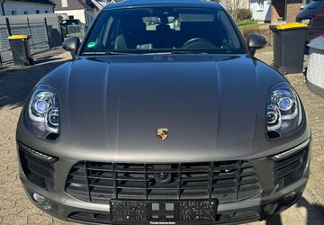 Porsche Macan 242.400 km 23.900 &euro; Ratingen 40885