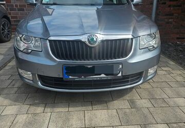 Skoda Superb 180.384 km 6.900 &euro; Erkelenz 41812
