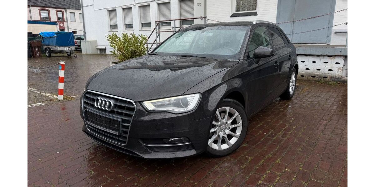 Audi A3 136.000 km 10.990 &euro; Mönchengladbach 41238