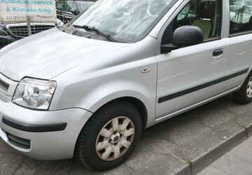 Fiat Panda 102.000 km 4.500 &euro; Mönchengladbach - Odenkirchen 41199