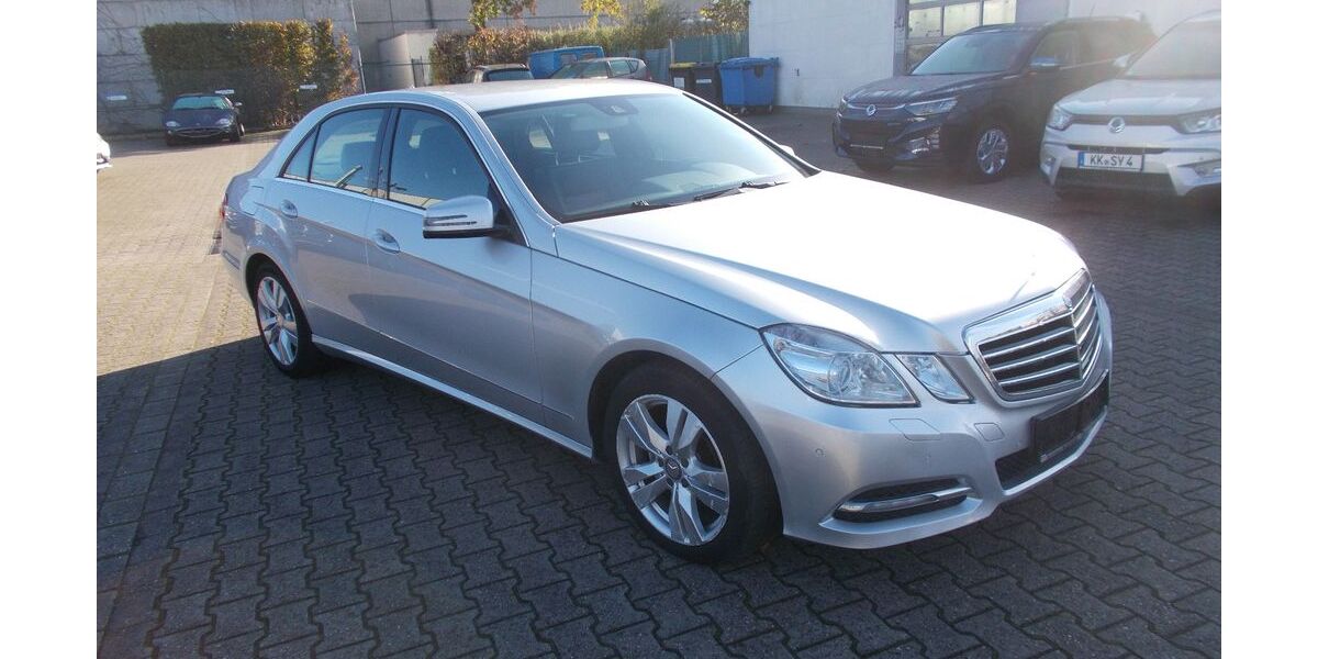 Mercedes-Benz E 200 123.177 km 14.100 &euro; Willich 47877