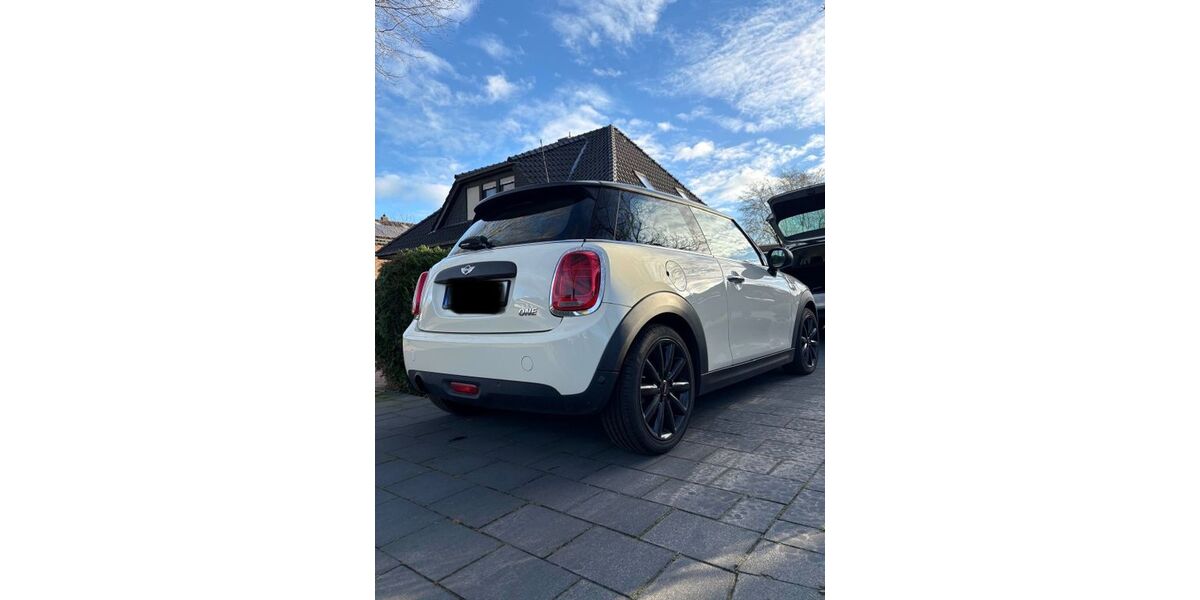 Mini ONE 115.000 km 9.490 &euro; Viersen 41751