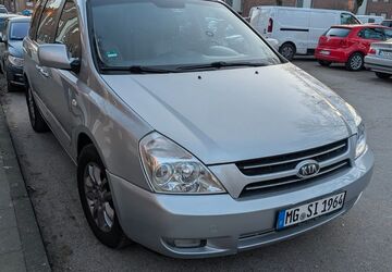Kia Carnival 196.500 km 3.900 &euro; Mönchengladbach 41068