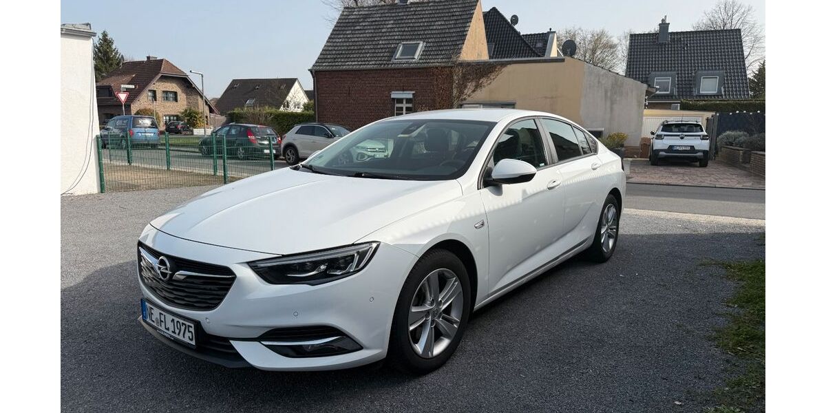 Opel Insignia 148.000 km 9.999 &euro; Neuss 41469