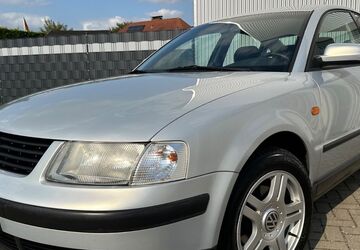 VW Passat 89.000 km 3.790 &euro; Viersen 41748