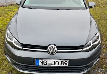 VW Golf 104.802 km 12.950 &euro; Mönchengladbach 41189
