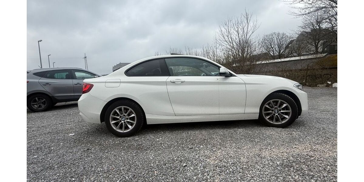 BMW 218 60.000 km 21.499 &euro; Düsseldorf 40227