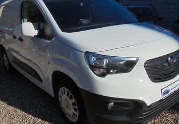 Opel Combo 111.600 km 11.999 &euro; Duisburg 47249