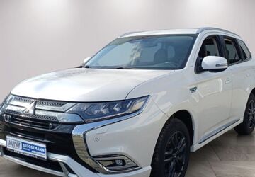 Mitsubishi Plug-in Hybrid Outlander 31.621 km 23.880 &euro; Düsseldorf 40599