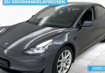 Tesla Model 3 36.689 km 32.690 &euro; Krefeld 47829