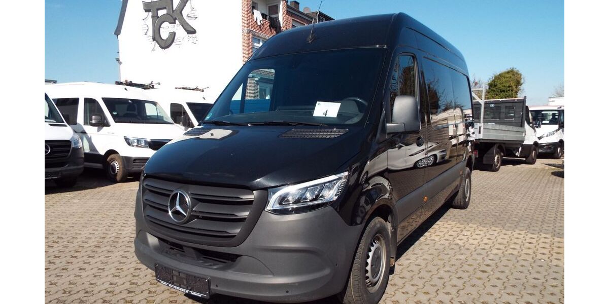 Mercedes-Benz Sprinter 213.000 km 22.598 &euro; Mönchengladbach 41063