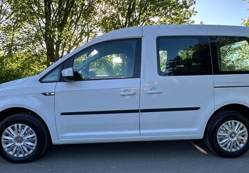 VW Caddy 122.800 km 13.864 &euro; Mönchengladbach 41169