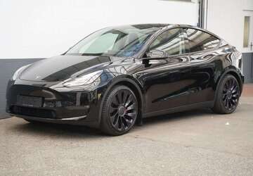 Tesla Model Y 44.894 km 39.550 &euro; Mönchengladbach 41236